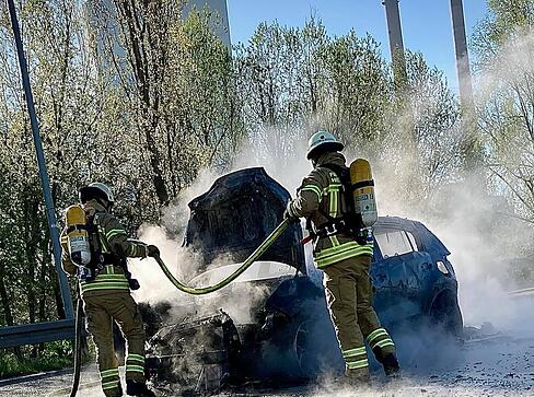 Am Dienstag (7. April) mussten die Feuerwehr kurz nach neun Uhr zu einem Verkehrsunfall auf die Neckartalstra&szlig;e ausr&uuml;cken.