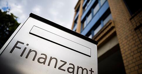 Wenn dem Finanzamt neue Tatsachen oder Beweise bekanntwerden, darf es auch bereits bestandskr&auml;ftige Steuerbescheide noch einmal &auml;ndern.