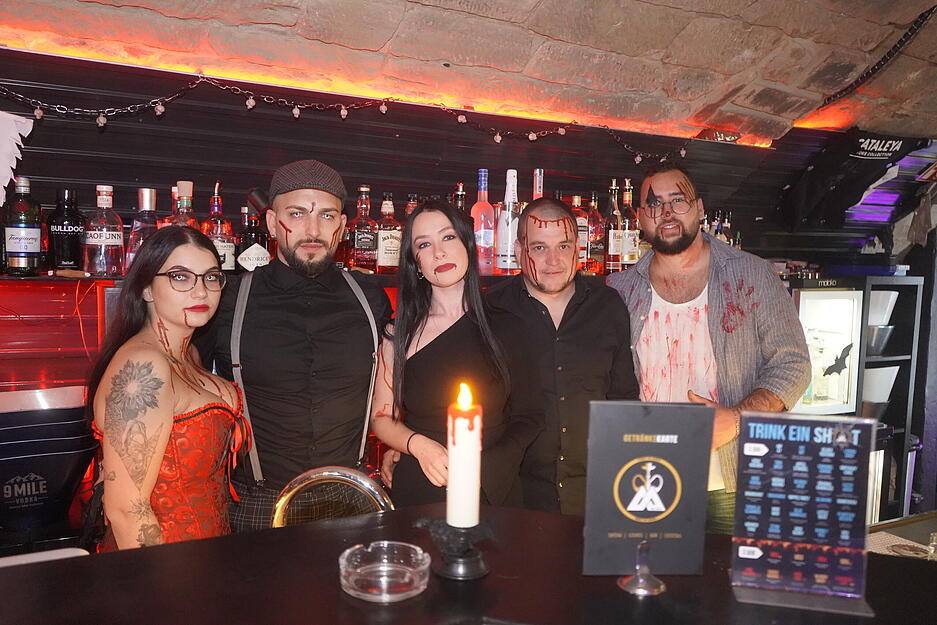 In der Shisha-Bar Metropol konnten Gäste im Rahmen der Halloween-Shuttleparty in Öhringen feiern.