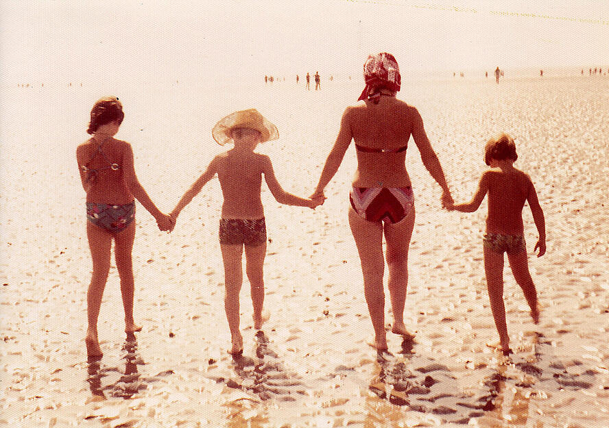 Wattwandern bei Eckernförde (1975).