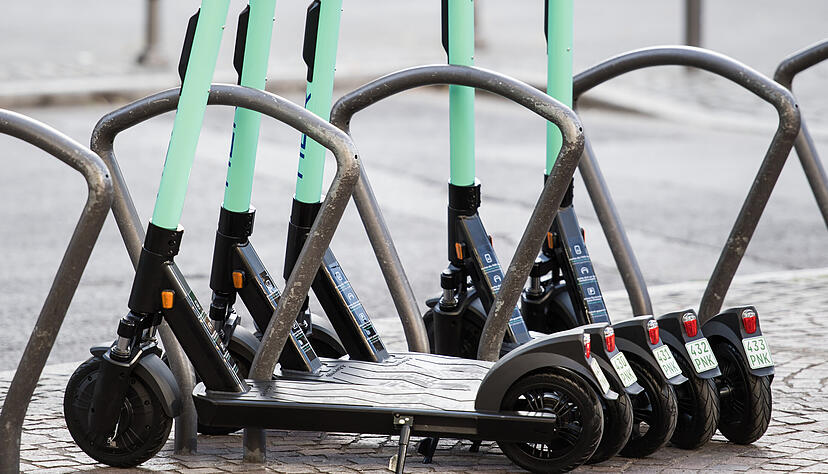 E-Scooter können demnächst im Heilbronner Stadtgebiet ausgeliehen werden. Themenfoto: dpa E-Scooter können demnächst im Heilbronner Stadtgebiet ausgeliehen werden. Themenfoto: dpa