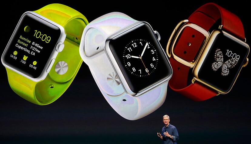 2014: Mit der Apple Watch eroberte Tim Cook den Wearables-Markt. 2014: Mit der Apple Watch eroberte Tim Cook den Wearables-Markt.