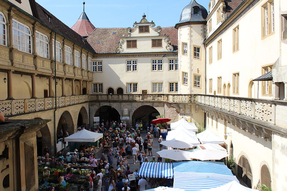 Inmitten des Schloss Langenburg können sich Besucher bei den Fürstlichen Gartentagen inspirieren lassen.
