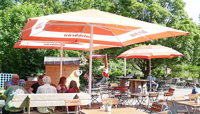 Das "Bahnhöfle" in Schozach ist nicht nur Treffpunkt von zahlreichen Fahrradfahrern, sondern auch bei Familien mit Kindern sehr beliebt. Das "Bahnhöfle" in Schozach ist nicht nur Treffpunkt von zahlreichen Fahrradfahrern, sondern auch bei Familien mit Kindern sehr beliebt.