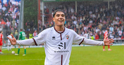 Deniz Zeitler vom FC Ingolstadt wird vom VfB Stuttgart und der TSG Hoffenheim umworben. Nun soll eine Entscheidung gefallen sein.