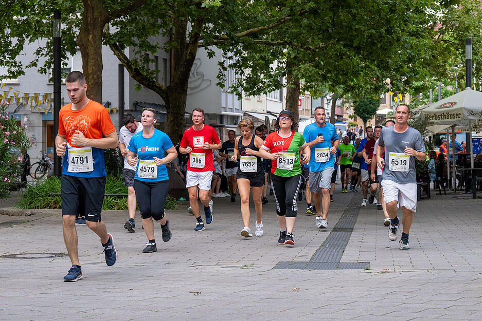 Einmal im Jahr findet der Stimme-Firmenlauf in Heilbronn statt. Einmal im Jahr findet der Stimme-Firmenlauf in Heilbronn statt.