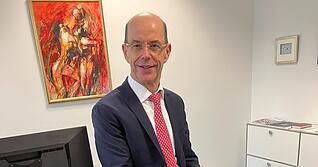 Albrecht Merkt ist pensionierter Arbeitsrichter und arbeitet jetzt als Rechtsanwalt. Der passionierte Läufer legt drei Mal pro Woche zwischen 15 und 18 Kilometer zurück.