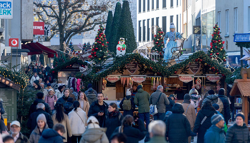 Der Heilbronner Einzelhandel war mit dem Besucherzustrom vor dem ersten Advent sehr zufrieden. Foto: Mario Berger Der Heilbronner Einzelhandel war mit dem Besucherzustrom vor dem ersten Advent sehr zufrieden. Foto: Mario Berger