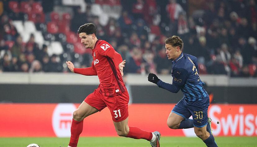 Igor Matanovic (l.) geh&ouml;rte zu den auff&auml;lligsten Freiburgern - und traf.