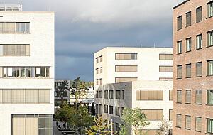 Blick auf den Bildungcampus Nord und die Gebäude der Hochschule Heilbronn.