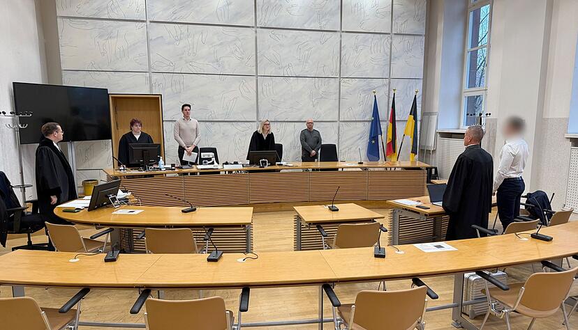 Dem 27-jährigen Angeklagten drohen im Falle einer Verurteilung bis zu vier Jahre Haft. Dem 27-jährigen Angeklagten drohen im Falle einer Verurteilung bis zu vier Jahre Haft.