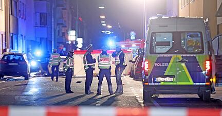 Ein 20-jähriger BMW-Fahrer soll mindestens doppelt so schnell wie die erlaubten 40 Stundenkilometer gewesen sein. Ein 42-Jähriger starb bei dem Unfall.
Foto: Ralf Seidel