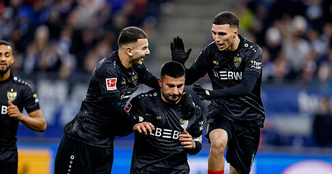 Der VfB Stuttgart zeigt in Hamburg zunächst eine schwache Vorstellung. In der zweiten Halbzeit steigern sich die Schwaben. Die Noten. Der VfB Stuttgart zeigt in Hamburg zunächst eine schwache Vorstellung. In der zweiten Halbzeit steigern sich die Schwaben. Die Noten.
