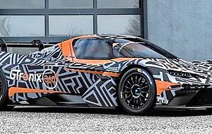 Heiko Hammel f&auml;hrt in diesem Jahr auf einem KTM GTX die N&uuml;rburgring Langstrecken-Serie und das 24-Stunden-Rennen.
Fotos: privat