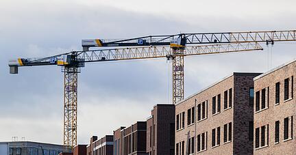 Mehrfamilienh&auml;user mit tausenden Wohnungen in Hannover: Die Preise f&uuml;r Wohnimmobilien in Deutschland fallen, das Kaufinteresse ist aber gering.