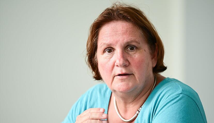 Baden-Württembergs Kultusministerin Theresa Schopper (Grüne) gibt ein Interview. Baden-Württembergs Kultusministerin Theresa Schopper (Grüne) gibt ein Interview.