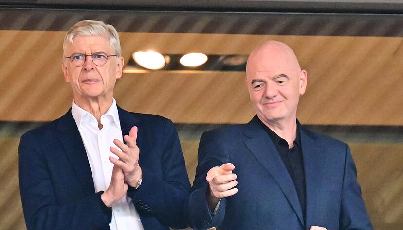 Arsène Wenger (l) setzt sich für eine neue Abseitsregel ein, Gianni Infantino findet es gut. (Archivbild) Arsène Wenger (l) setzt sich für eine neue Abseitsregel ein, Gianni Infantino findet es gut. (Archivbild)