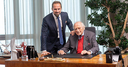 Interview mit Reinhold (rechts) und Benjamin W&uuml;rth: Wie arbeiten Gro&szlig;vater und Enkel zusammen, welche Werte teilen sie, welche neuen Ans&auml;tze verfolgt der Neue?