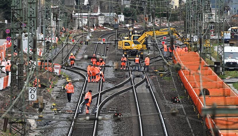 Großbaustelle ab Mitte Juli: Die Bahn saniert die Strecke zwischen Frankfurt und Mannheim. Das hat weitreichende Folgen.
