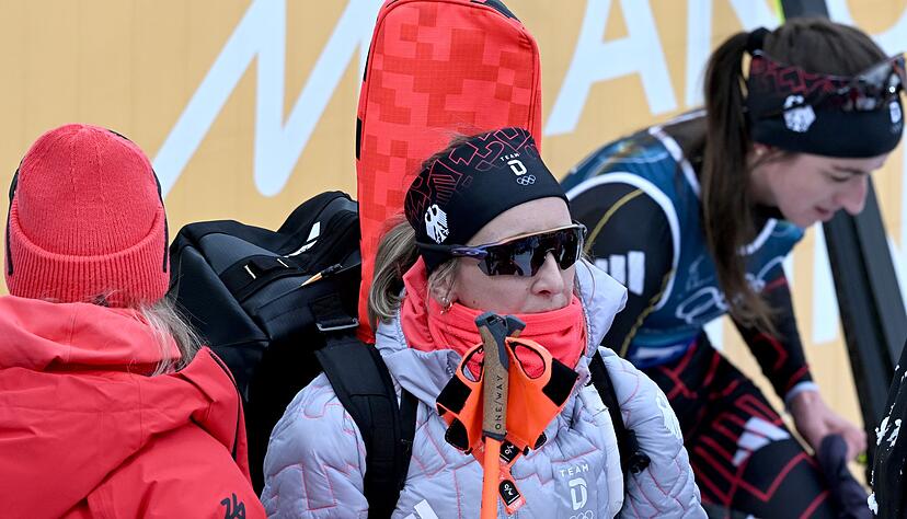 Nach dem Drama in der Staffel versteckte Franziska Preu&szlig; ihr Gesicht.