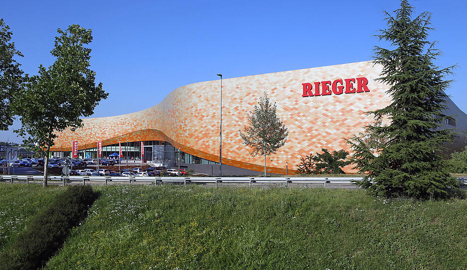 Eröffnung Möbelhaus Rieger