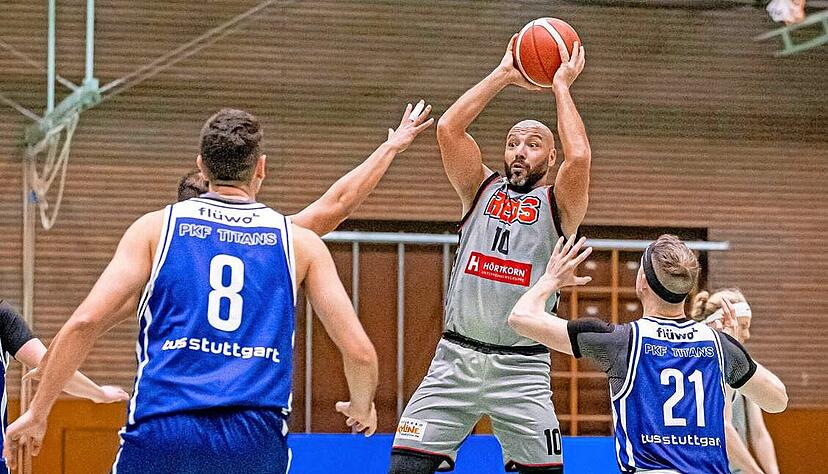 Mit Vollgas und Vollbart zurück aus der Winterpause: Themistoklis Koupidis (Mitte) und die Heilbronn Reds setzten ihre Siegesserie gegen die Titans fort. Mit Vollgas und Vollbart zurück aus der Winterpause: Themistoklis Koupidis (Mitte) und die Heilbronn Reds setzten ihre Siegesserie gegen die Titans fort.