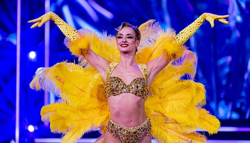 Die Kostüme stammen von US-Designer Jeremy Scott. (Archivbild) Die Kostüme stammen von US-Designer Jeremy Scott. (Archivbild)