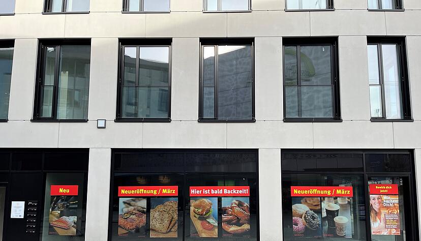Ins Cityhaus in der Fleiner Straße zieht eine Bäckereifiliale ein. Backzeit betreibt dann fünf Filialen in Stuttgart, Pforzheim und Heilbronn. Ins Cityhaus in der Fleiner Straße zieht eine Bäckereifiliale ein. Backzeit betreibt dann fünf Filialen in Stuttgart, Pforzheim und Heilbronn.