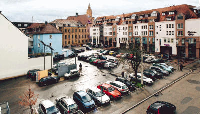 F&uuml;r das ehemalige Fuchs-Areal an der Lohtorstra&szlig;e gab es in den 90 Jahren viele Ideen. Weder f&uuml;r eine Markthalle noch f&uuml;r ein Hotel fanden sich Investoren.
          Foto: Dirks
