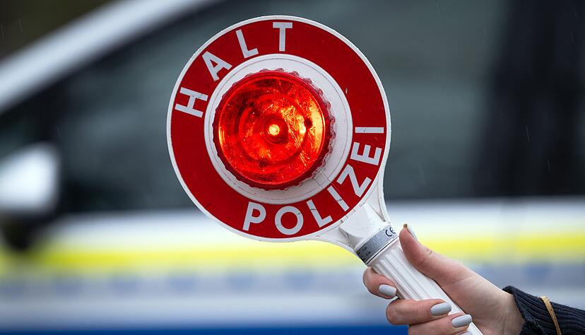 Eine Verkehrskontrolle hat einem Mann das Leben gerettet (Symbolbild) Eine Verkehrskontrolle hat einem Mann das Leben gerettet (Symbolbild)