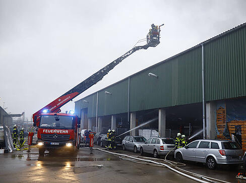 Am Sonntagnachmittag (11. Januar) kam es in Oberstenfeld zu einem Gro&szlig;brand.