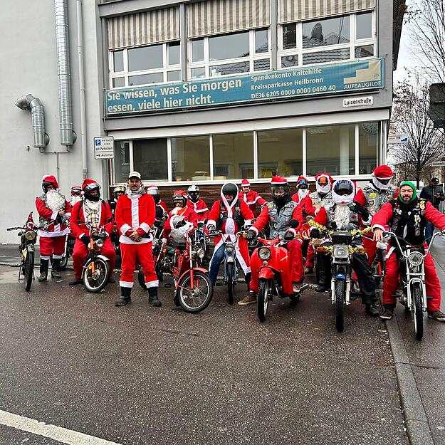 Die Mofagang Bifibataillon will die Aufmerksamkeit für einen guten Zweck nutzen. Die Mofagang Bifibataillon will die Aufmerksamkeit für einen guten Zweck nutzen.