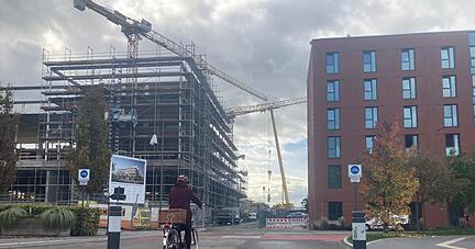 Baustelle für Josef-Schwarz-Schule im Neckarbogen. Baustelle für Josef-Schwarz-Schule im Neckarbogen.