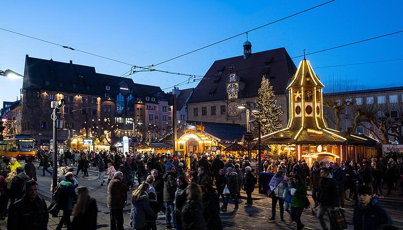 Noch ist unklar, ob der Heilbronner Weihnachtsmarkt in diesem Jahr stattfinden kann. Foto: Archiv/Veigel Noch ist unklar, ob der Heilbronner Weihnachtsmarkt in diesem Jahr stattfinden kann. Foto: Archiv/Veigel