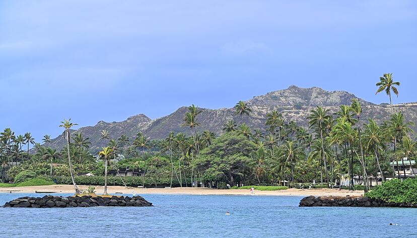 Laut Tourismusbeh&ouml;rde kamen 2023 rund zehn Millionen Besucher nach Hawaii. (Archiv)