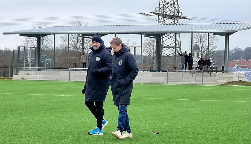 Haben einiges bez&uuml;glich des VfR Heilbronn zu besprechen: Vorsitzender Onur Celik (links) und Sportdirektor Alexander Thomas.