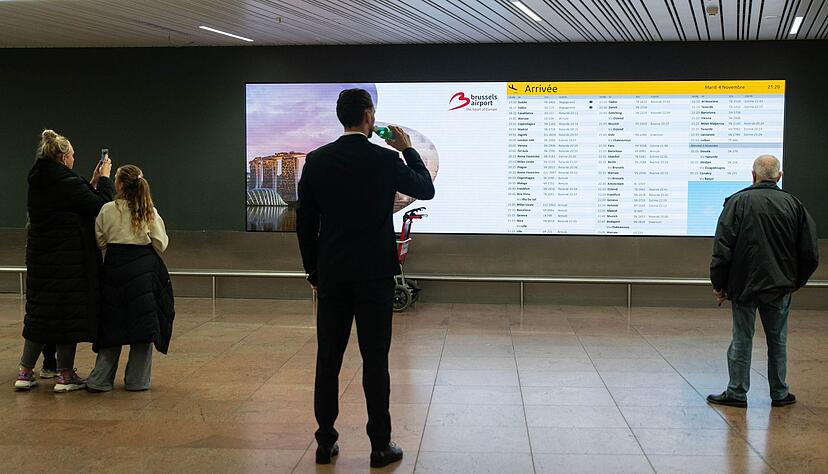 Der Flugverkehr wurde eingestellt. Der Flugverkehr wurde eingestellt.