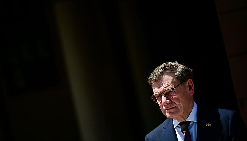 Au&szlig;enminister Johann Wadephul (CDU) warnt davor, sich aus der internationalen Ordnung zur&uuml;ckzuziehen.