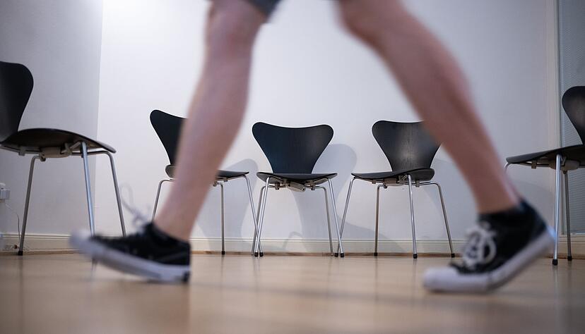 Statt im Wartezimmer auf den Termin zu warten, rasten manche Patienten aus. (Archivbild) Statt im Wartezimmer auf den Termin zu warten, rasten manche Patienten aus. (Archivbild)