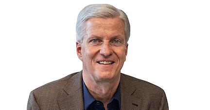 Stimme-Chefredakteur Uwe Ralf Heer.