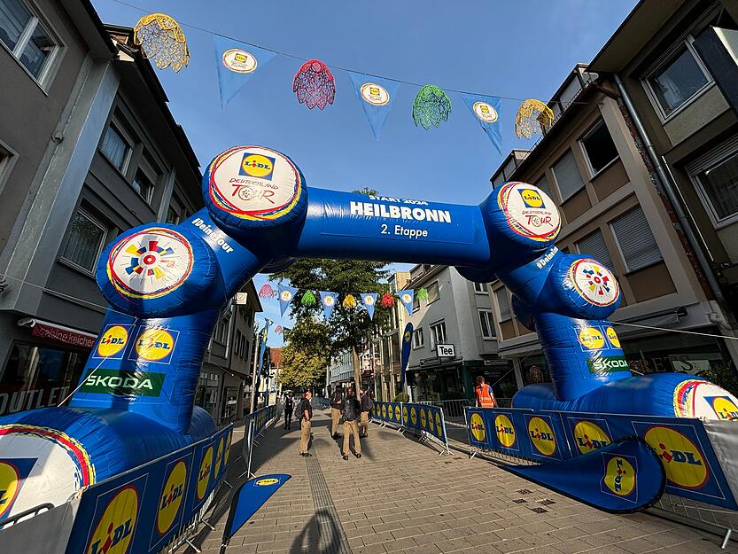 Heilbronn scheint bereit zu sein, die Radprofis ins Rennen zu schicken. Heilbronn scheint bereit zu sein, die Radprofis ins Rennen zu schicken.