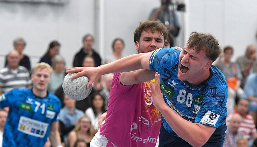 Louis Dück kämpft sich am Kreis durch. Louis Dück kämpft sich am Kreis durch.