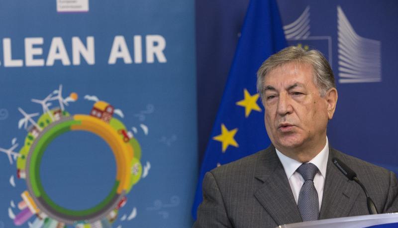 Vella reagierte mit der &laquo;Klarstellung&raquo; auf die Forderung von Bundesverkehrsminister Andreas Scheuer, die EU-Grenzwerte in Frage zu stellen.