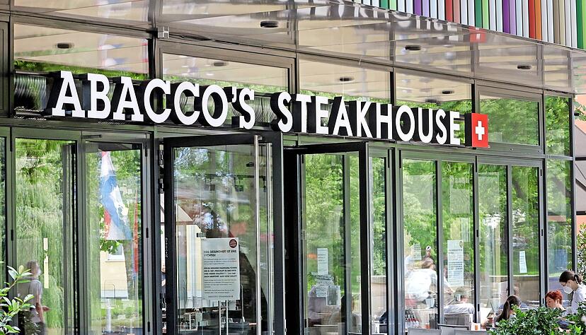 Das "Abacco"s Steakhouse" hat im ehemaligen Mangold eine Filiale eröffnet. Das "Abacco"s Steakhouse" hat im ehemaligen Mangold eine Filiale eröffnet.