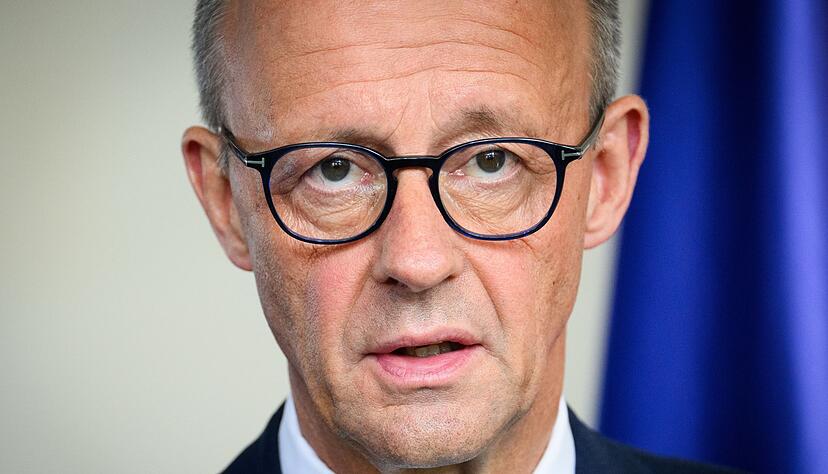 Kanzler Friedrich Merz versucht, die Wogen im Streit &uuml;ber die Nahost-Politik zu gl&auml;tten. (Archivbild)