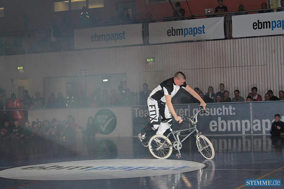 Frank Wolf mit seinem BMX-Rad