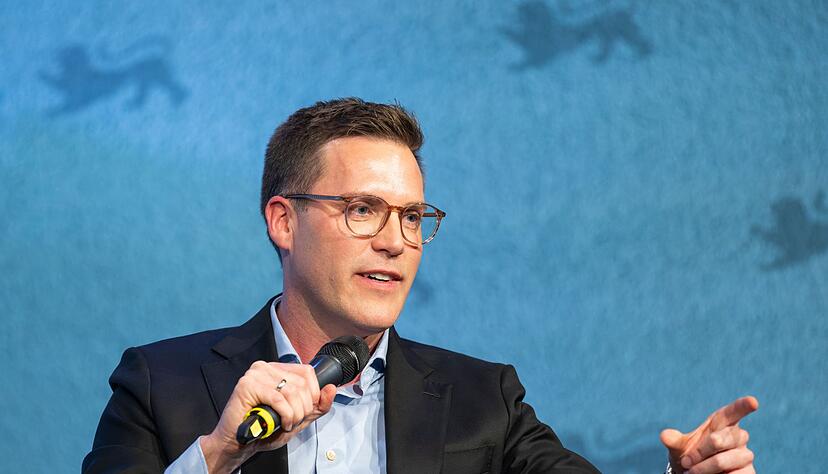 Syrer sollten ihr Heimatland aus Sicht von CDU-Landeschef Manuel Hagel wiederaufbauen. Syrer sollten ihr Heimatland aus Sicht von CDU-Landeschef Manuel Hagel wiederaufbauen.