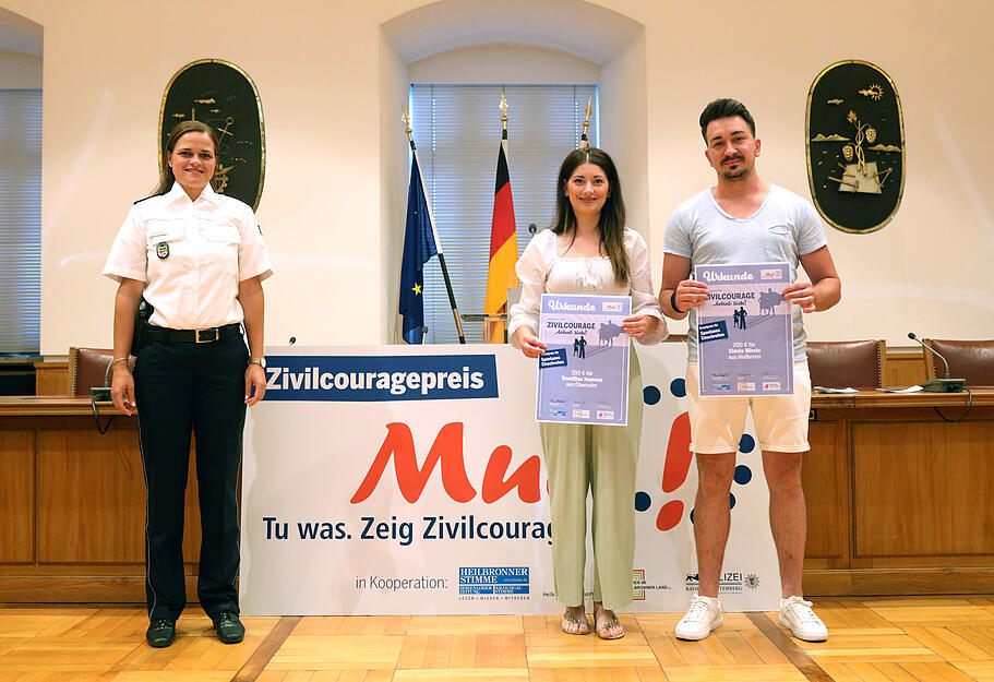 Im September 2019 retteten Slavia Mircic und Tsvetlina Ivanova ihrem Nachbarn in Obersulm-Willsbach das Leben. Der 65-Jährige war ohnmächtig geworden, als er sich gerade in der Pfanne sein Mittagessen zubereitete. Die Pfanne fing Feuer. Die beiden Nachbarn hörten die Rauchmelder, traten die Haustüre ein, löschten den Brand und versorgten den 65-Jährigen, bis die Rettungskräfte eintrafen.
