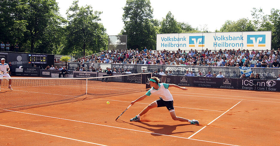 2015: Alexander Zverev auf dem Center Court vor ausverkauftem Haus am Finaltag. Der Tennis-Profi gewinnt den 2. Neckar-Cup.