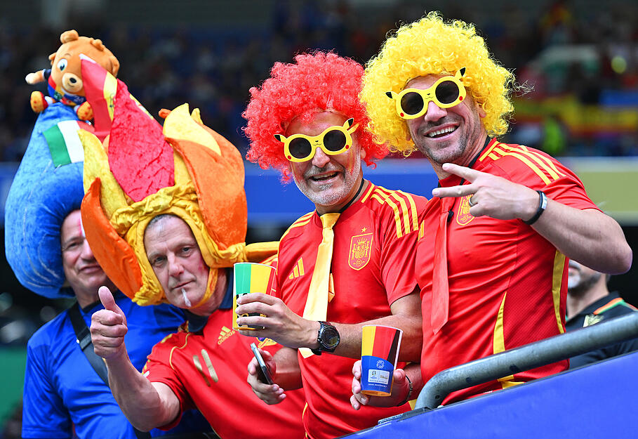 Feuer und Flamme für die Furia Roja sind diese Spanien-Fans.
